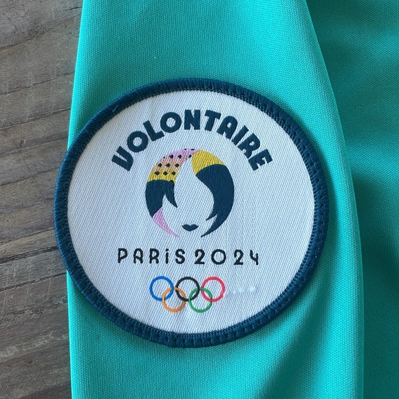 Official Paris 2024 Olympic Games Volunteer Shirt Unisex worn once - Picture 3 of 7